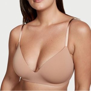 Victoria's secret t shirt bra- lightly lined
